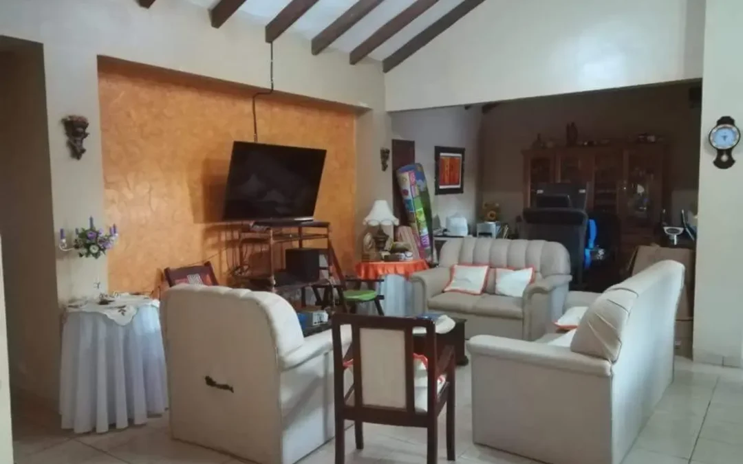 Casa en alquiler en equipetrol